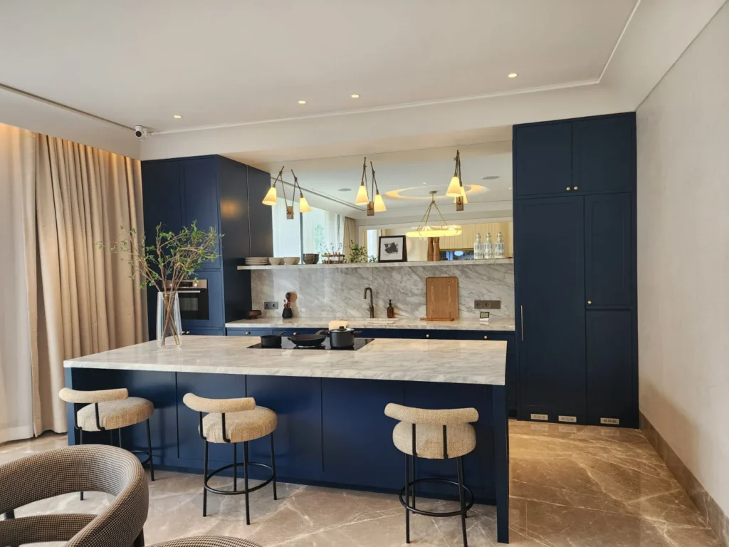 modern minimalist dining room interior design project by PT Inspirasi Jaya Bersama